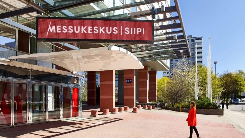 siipi-sisaankaynti-1008x568